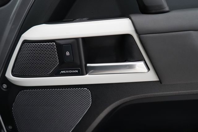 2024 Land Rover Defender S - Photo 57