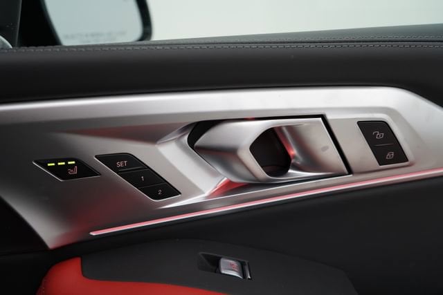 2025 BMW XM Base - Photo 65