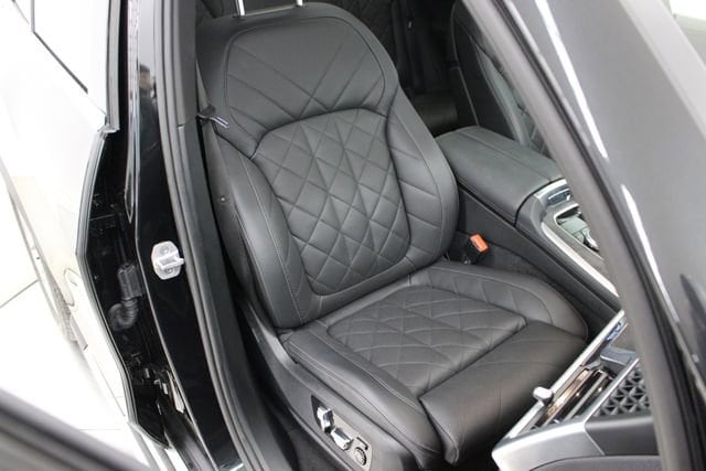2025 BMW X5 40i - Photo 53