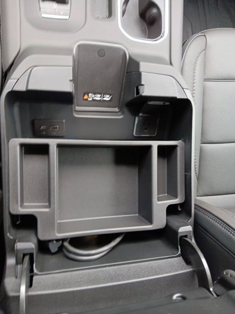 2026 GMC Sierra 3500HD Denali - Photo 18
