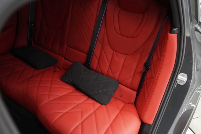 2025 BMW XM Base - Photo 39