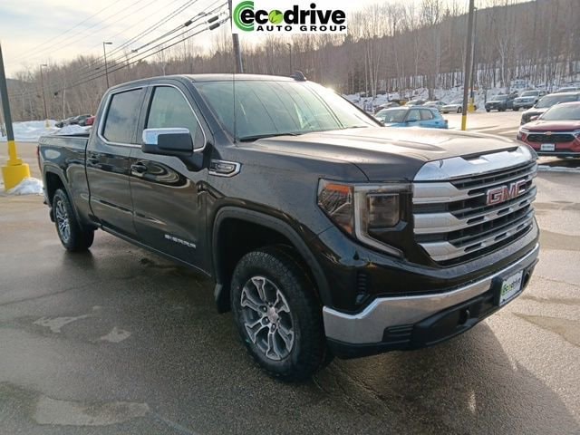 2026 GMC Sierra 4WD Crew Cab Short Box SLE's photo