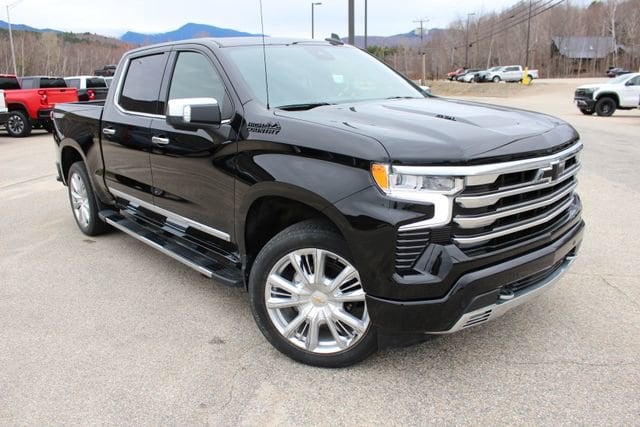 2023 Chevrolet Silverado 1500 High Country 4X4 Crew Cab Short Box's photo