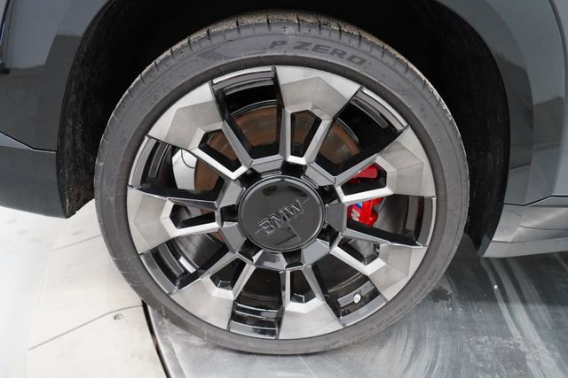 2025 BMW XM Base - Photo 56