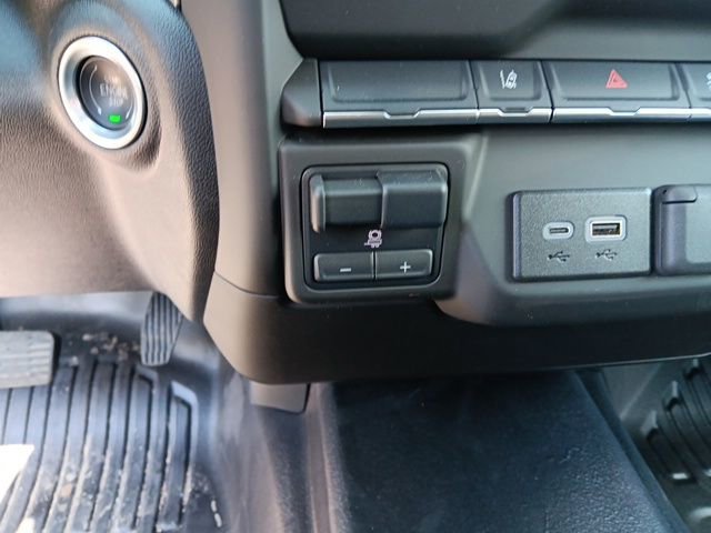 2025 GMC Sierra 3500HD Pro - Photo 14