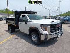 2026 GMC Sierra 3500 HD Chassis Cab Pro Truck