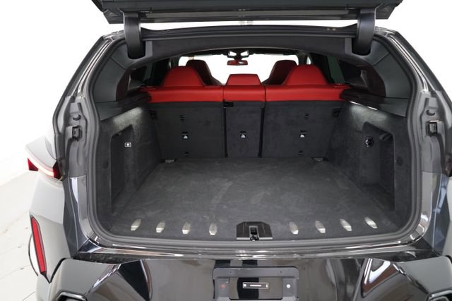 2025 BMW XM Base - Photo 48