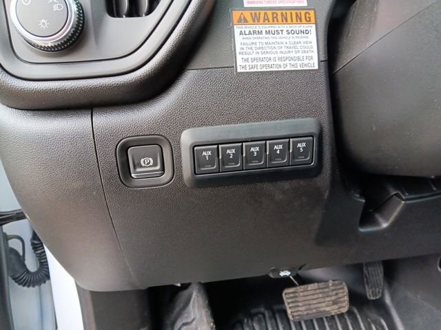 2026 GMC Sierra 3500 Chassis Cab Pro - Photo 15