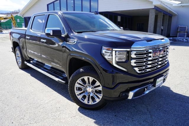 2025 GMC Sierra 4WD Crew Cab Short Box Denali's photo