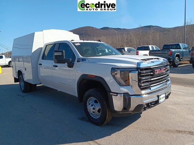 2025 GMC Sierra 4WD Crew Cab Standard Box Pro's photo