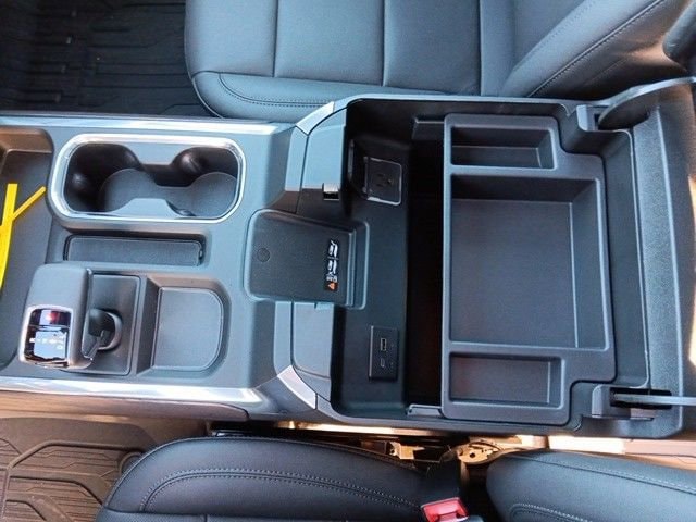 2026 GMC Sierra 1500 SLT - Photo 17