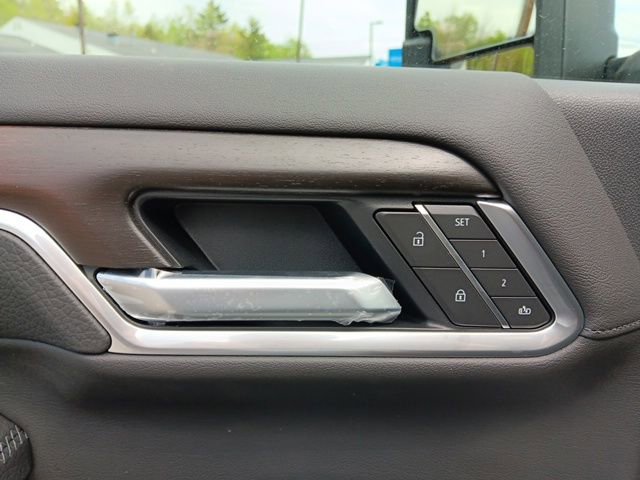 2026 GMC Sierra 3500HD Denali - Photo 21