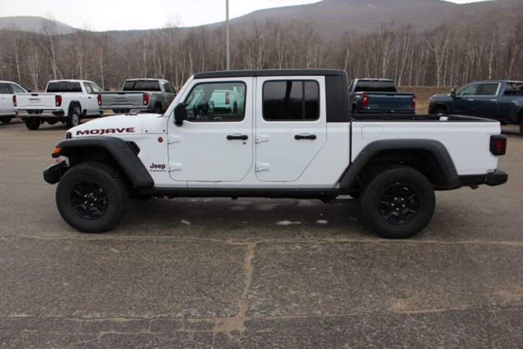 Used 2023 Jeep Gladiator Mojave