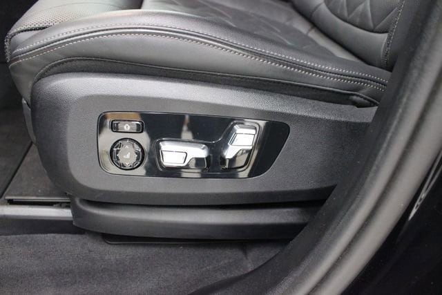 2025 BMW X5 40i - Photo 33
