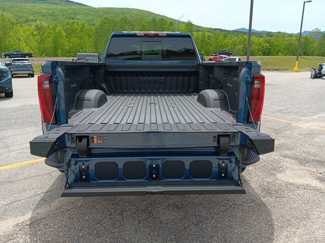 2026 GMC Sierra 3500HD Denali - Photo 27