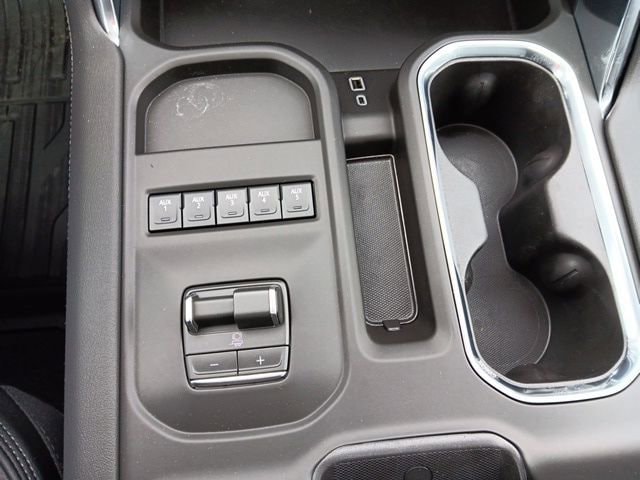 2026 GMC Sierra 3500HD Denali - Photo 18