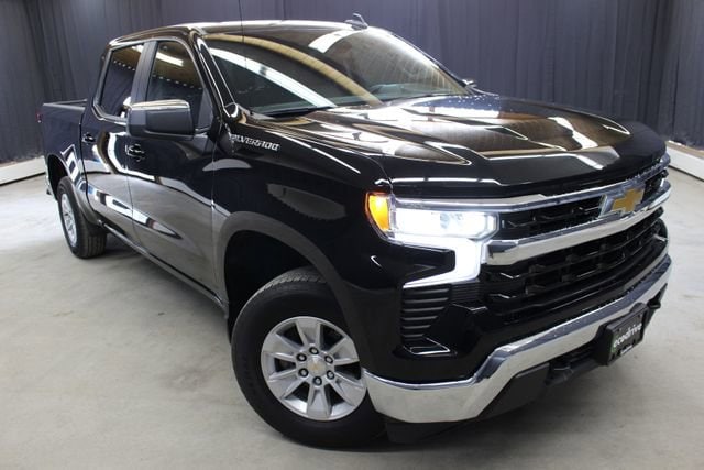 2025 Chevrolet Silverado 1500 LT 4X4 Crew Cab Short Box's photo