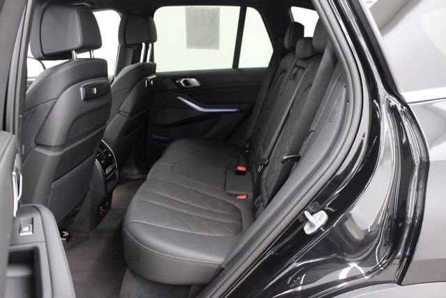 2025 BMW X5 40i - Photo 10