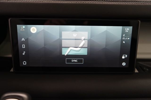 2024 Land Rover Defender S - Photo 21