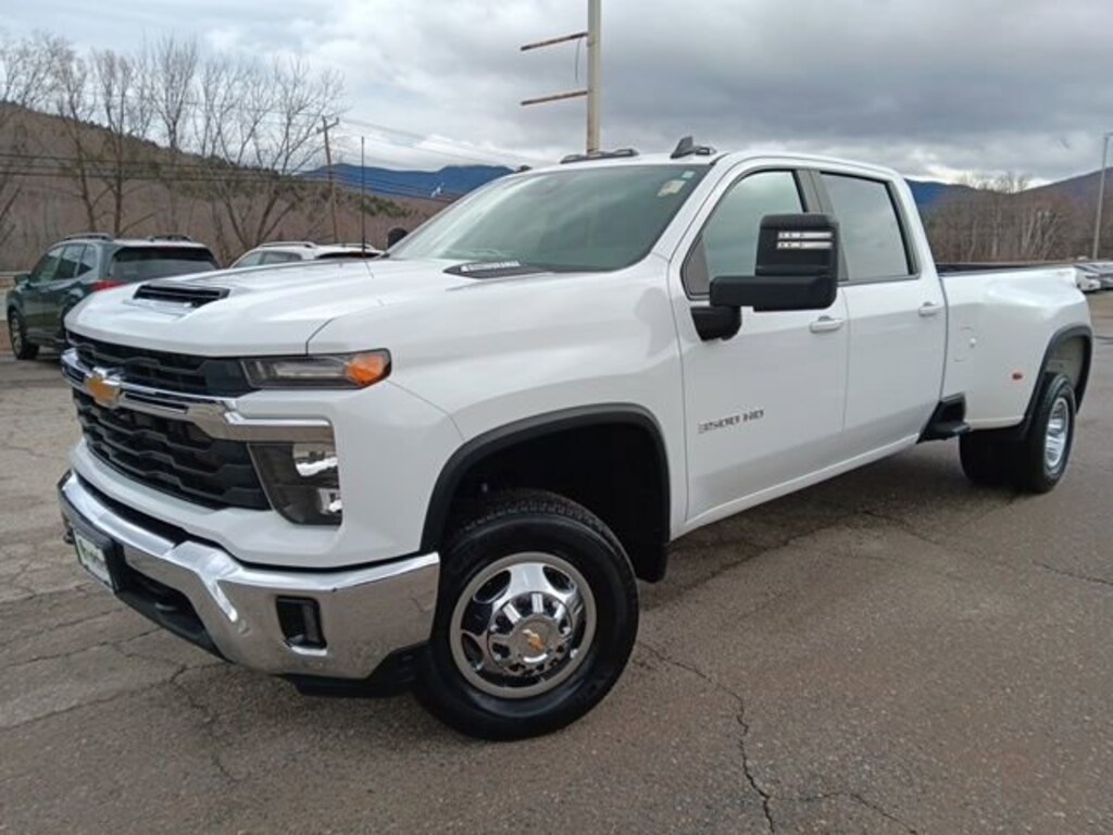 Used 2024 Chevrolet Silverado 3500 HD LT DRW Truck