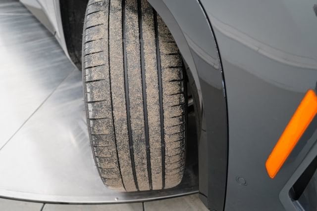 2025 BMW XM Base - Photo 6