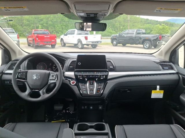 2026 Honda Odyssey Touring - Photo 15