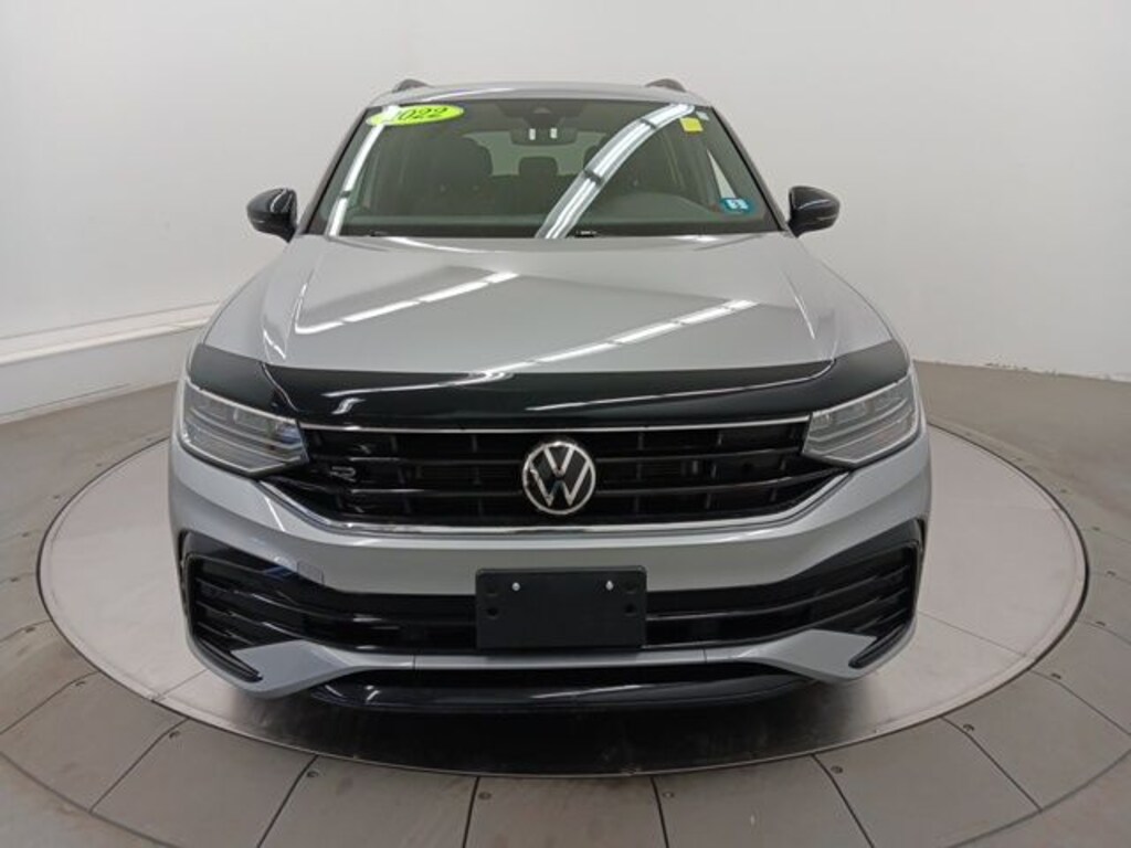 Used 2022 Volkswagen Tiguan 2.0T SE R-Line Black SUV
