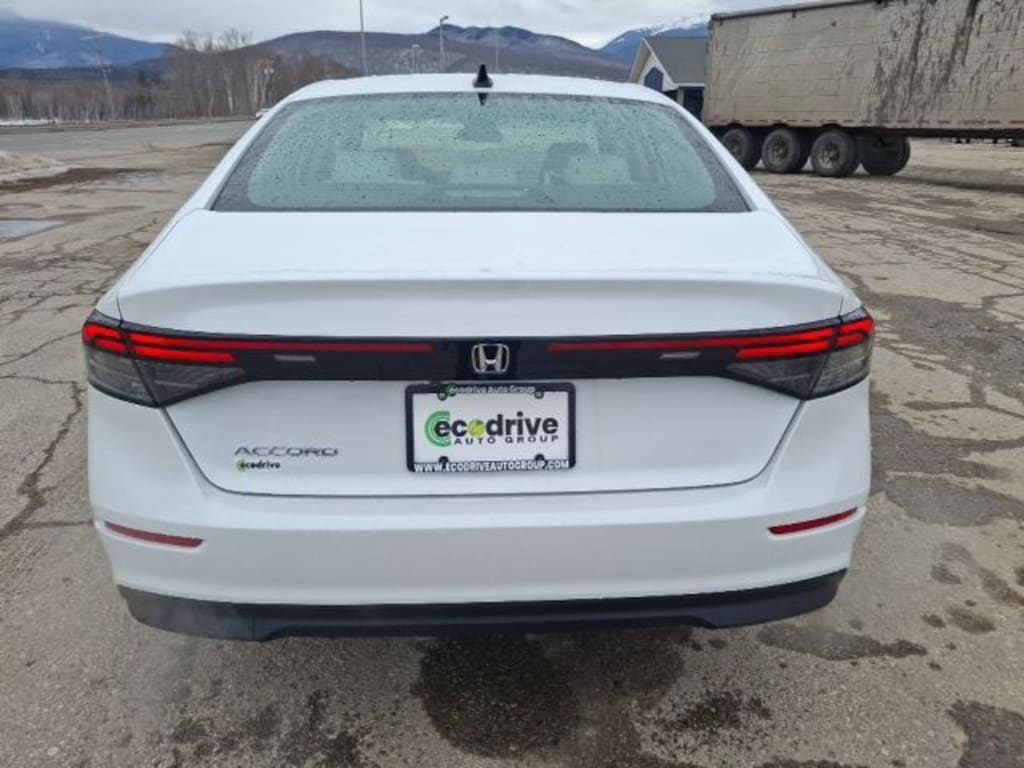 New 2025 Honda Accord SE Sedan