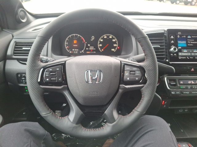 2026 Honda Ridgeline Black Edition - Photo 14