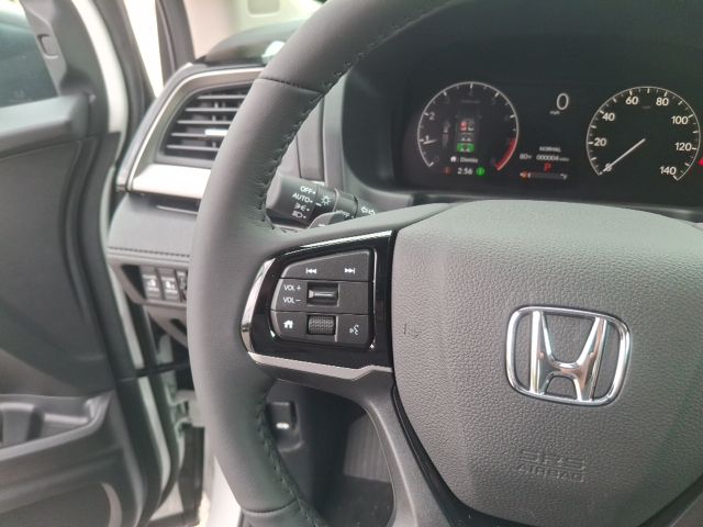 2026 Honda Odyssey Touring - Photo 17