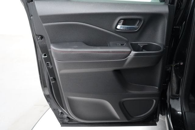 2025 Honda Ridgeline Black Edition - Photo 40