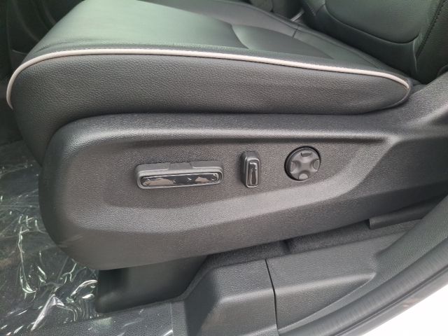 2026 Honda Odyssey Touring - Photo 13