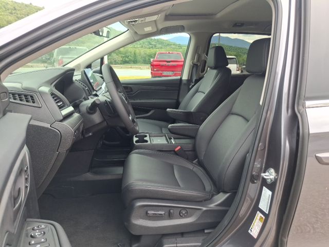 2026 Honda Odyssey EX-L - Photo 11