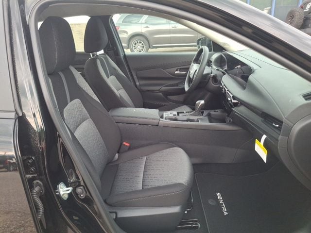 2026 Nissan Sentra SV - Photo 29