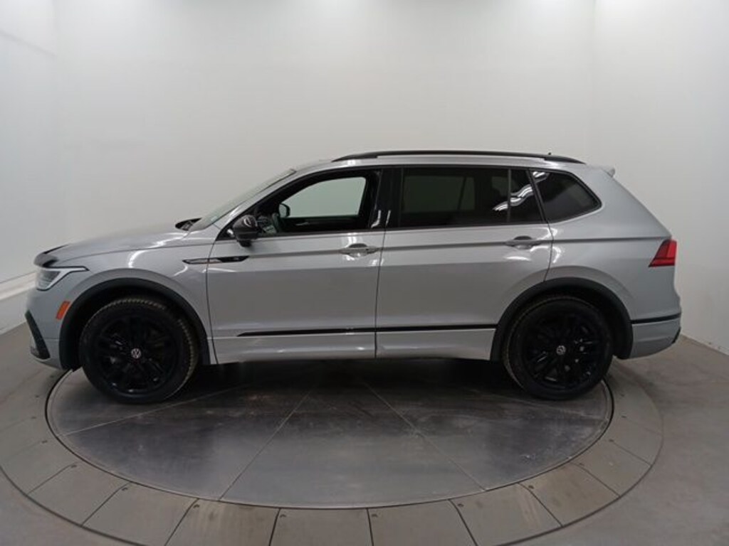 Used 2022 Volkswagen Tiguan 2.0T SE R-Line Black SUV