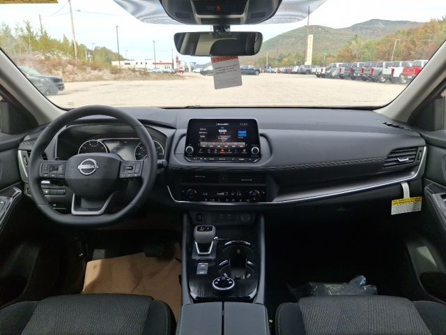 2026 Nissan Rogue SV - Photo 12