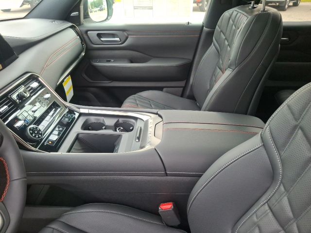2026 Nissan Armada PRO-4X - Photo 28