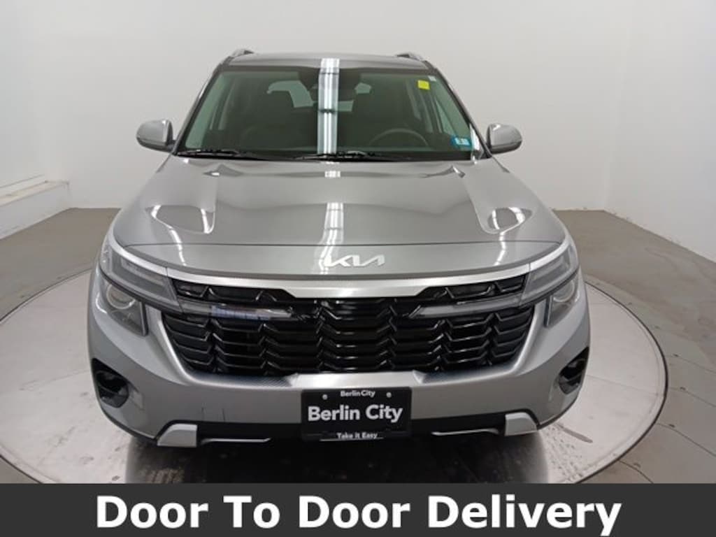 Used 2024 Kia Seltos EX SUV