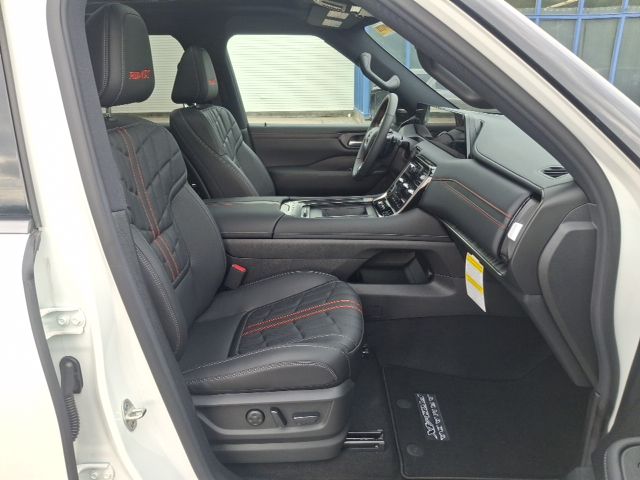 2026 Nissan Armada PRO-4X - Photo 36