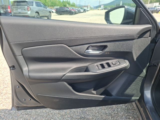 2026 Nissan Sentra SV - Photo 9