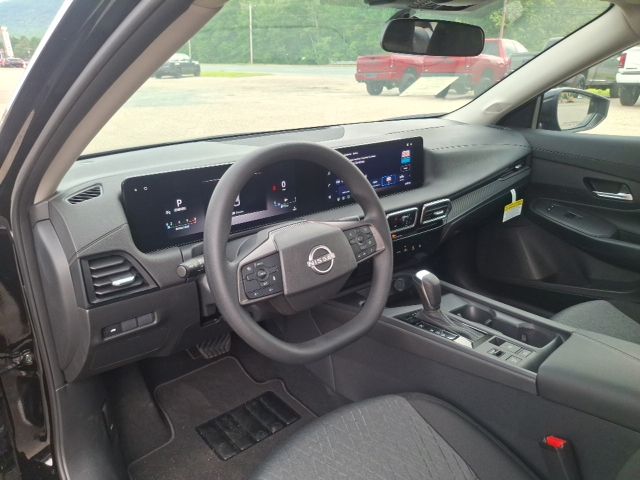 2026 Nissan Sentra SV - Photo 13