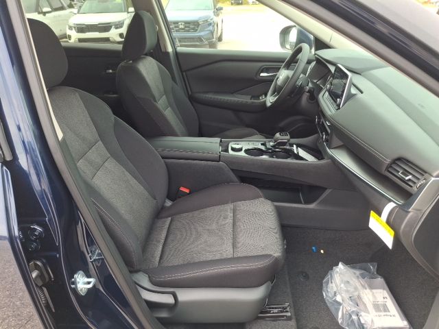 2026 Nissan Rogue SV - Photo 29