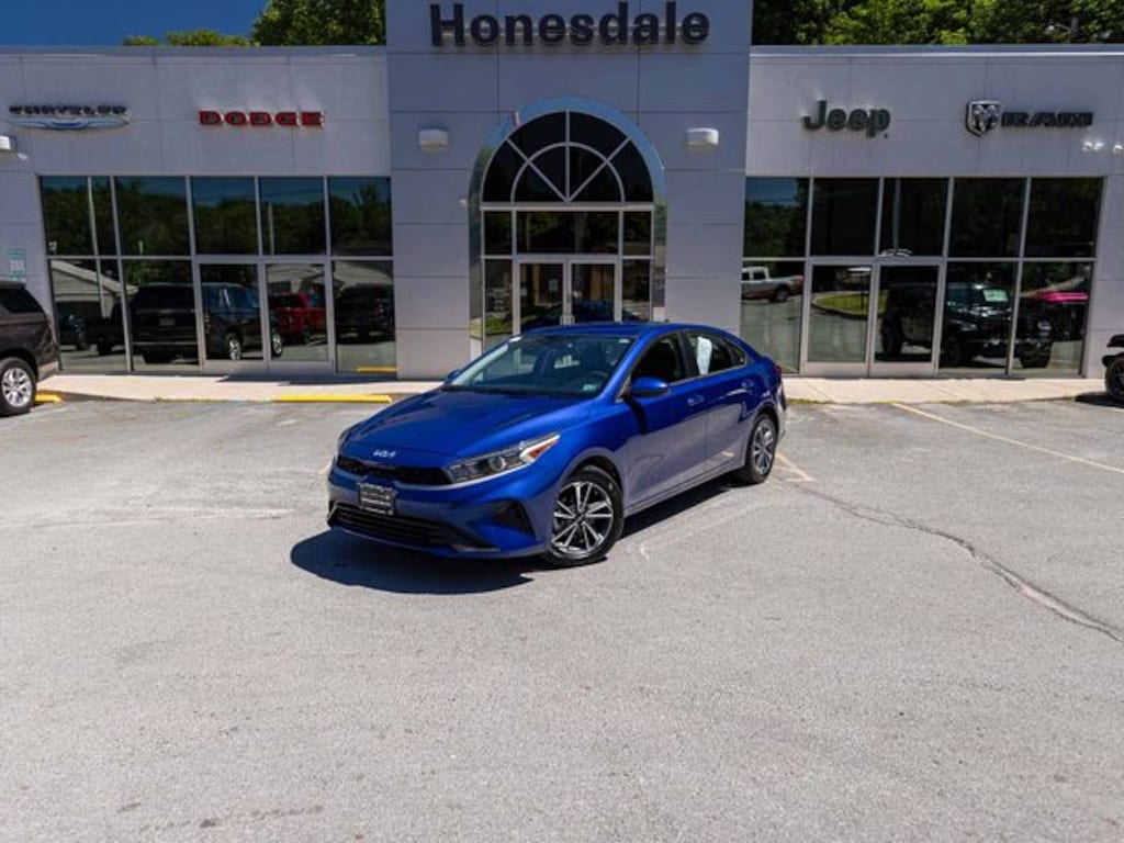 Used 2023 Kia Forte LXS Sedan