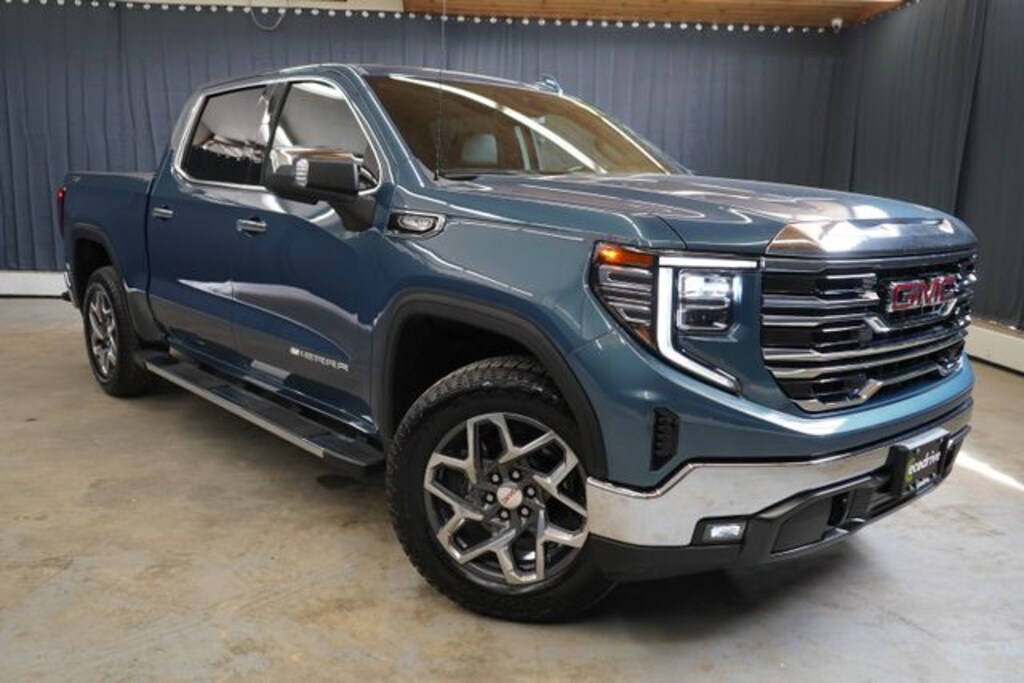 Used 2024 GMC Sierra 1500 SLT Truck Crew Cab