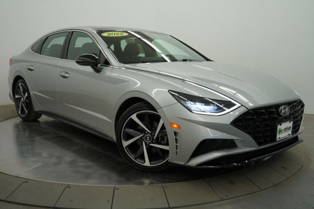 Used 2022 Hyundai Sonata SEL Plus Sedan