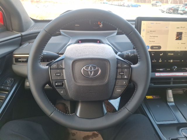 2026 Toyota bZ XLE - Photo 13