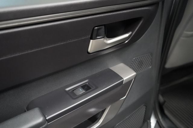 2024 Toyota Tundra SR5 - Photo 40