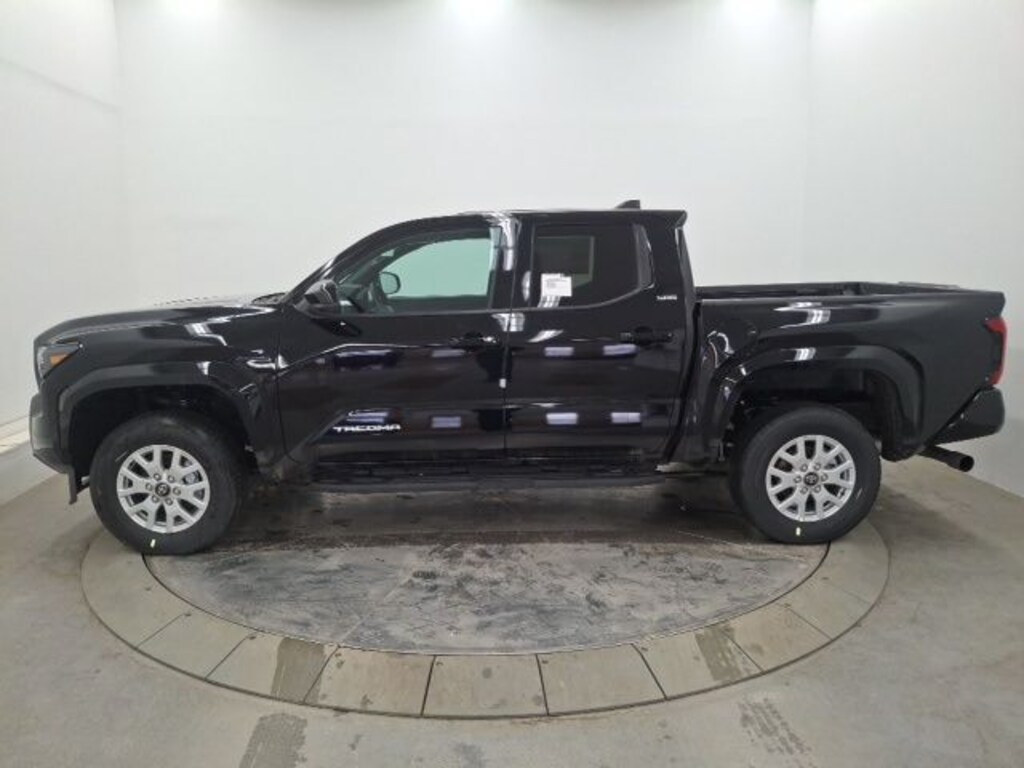 New 2026 Toyota Tacoma SR5 4X4 DOUBLE CAB