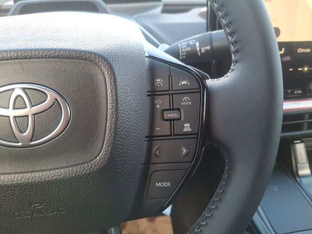 2026 Toyota bZ XLE - Photo 15