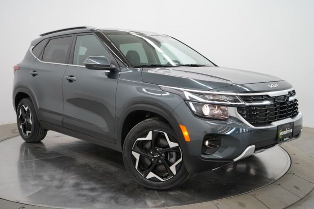 Used 2024 Kia Seltos EX SUV